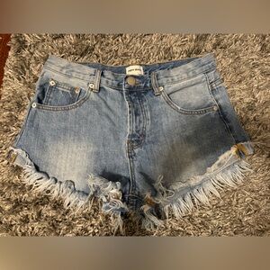 Super down women’s size 27 cut off jean shorts
